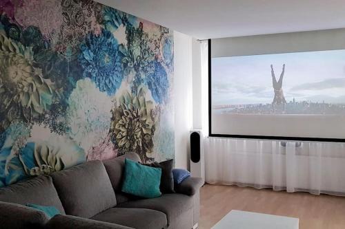 Tartu Apartment | Cozy apartment near Lõunakeskus with home cinema