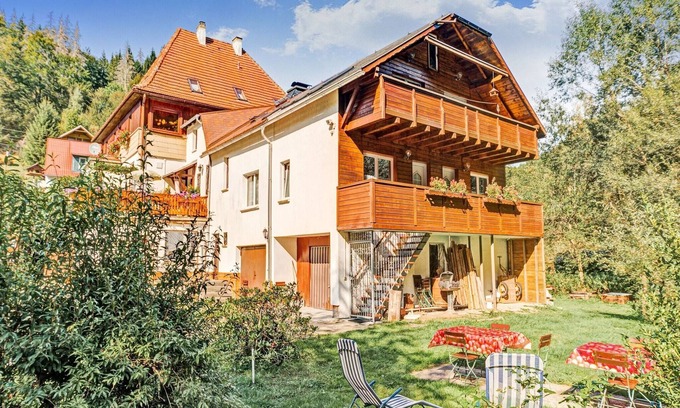 Masserberg Apartment | Cozy Apartment Near Trails