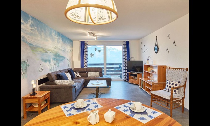 Emmetten Apartment | Cozy apartment with lake view for 6 guests