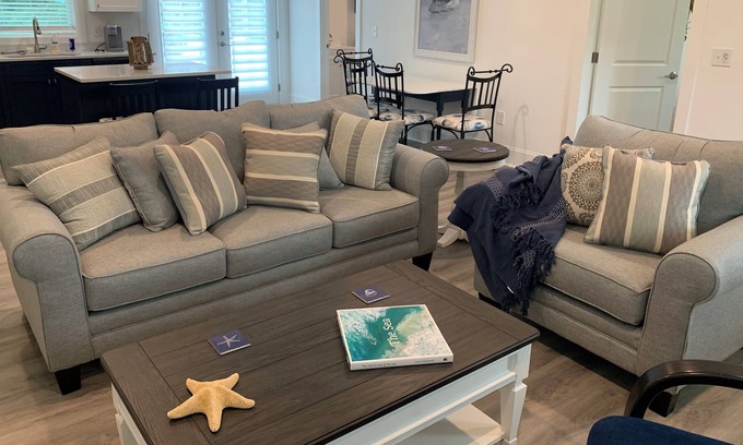 Cedar Point House | Cozy Beach Cottage