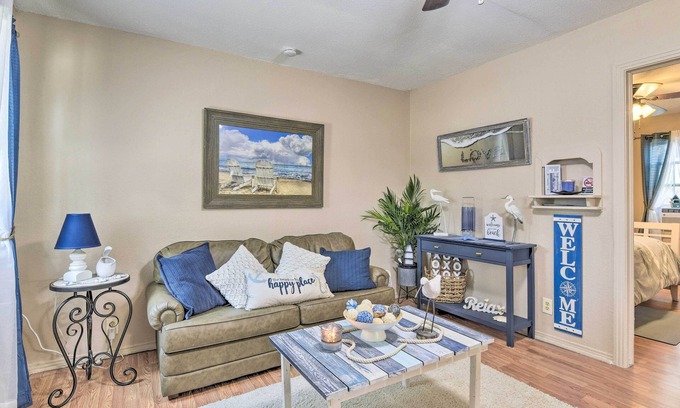 Aransas Pass Cottage | Cozy Beach/Fishing Cottage in Aransas Pass!