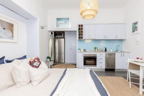 North Bondi Apartment | COZY BEACH FRONT STUDIO WITH AIRCON