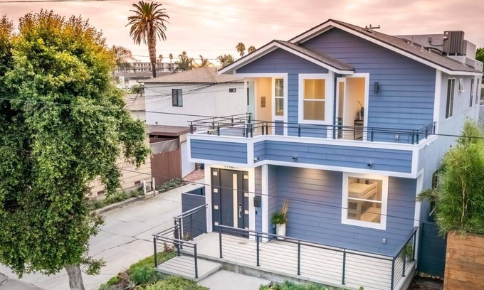 Loma Portal House | Cozy beach shack