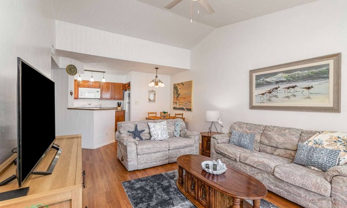 Ocean Side Village House | Cozy Beachside Hideaway