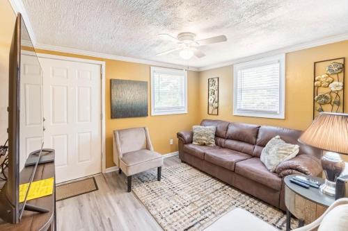 Carlisle House | Cozy, beautiful private cottage