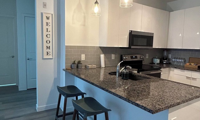 Industry Bed & Breakfast | Cozy bedroom in charming apartment close to Manhattan