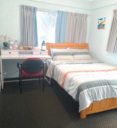 Tauranga House | Cozy Bedroom in Tauranga