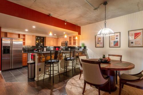 Coeur d'Alene Apartment | Cozy Boho Bellerive Condo on the Spokane River