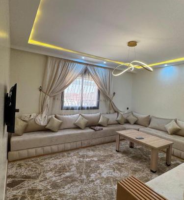 Drargua Apartment | Cozy Bright Family Apartment Near City Center