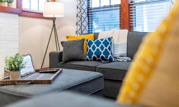 Bristol House | Cozy Bristol Retreat * 2 Blocks from State Street