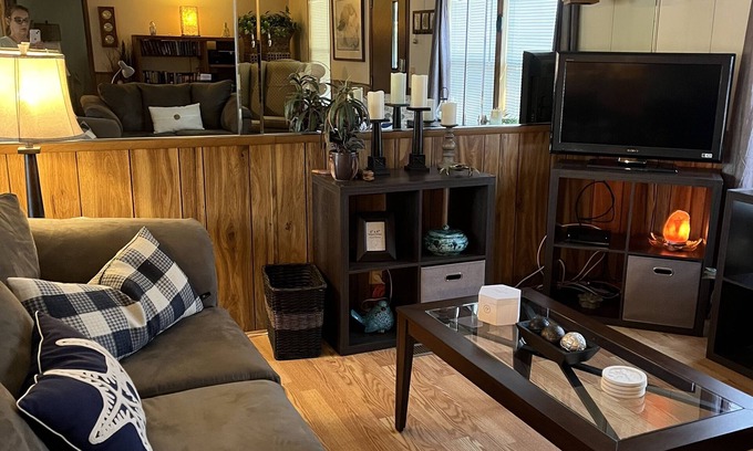 Homosassa House | Cozy Cabin
