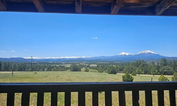 Gulnare Cabin | Cozy Cabin with Gorgeous Views - Sleeps 9 - on 35 Acres near Aguilar!