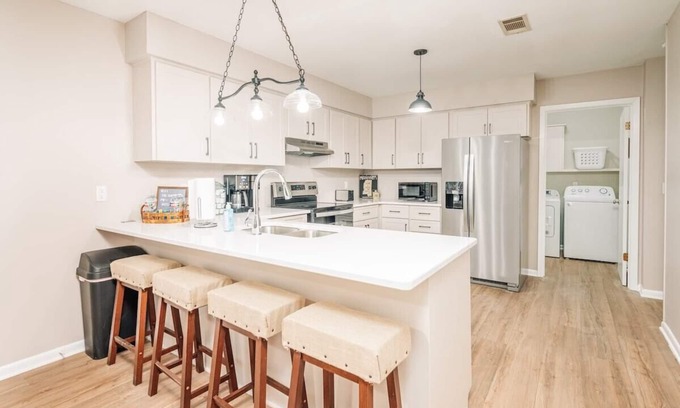 Starkville House | Cozy | Central | Retreat