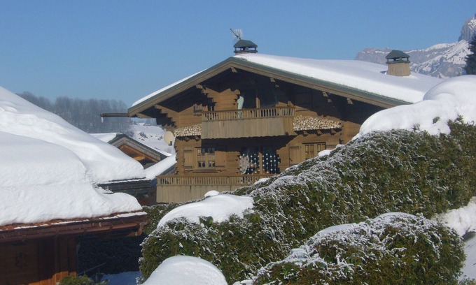 Demi-Quartier Ski Chalet | Cozy chalet "Bois-Prin" with Sauna in Megève