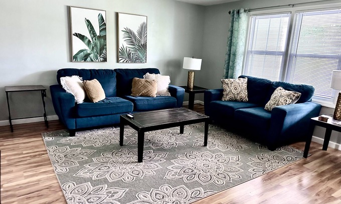 Ashley Oaks House | Cozy & Charming Home - Knoxville/Farragut/Turkey Creek