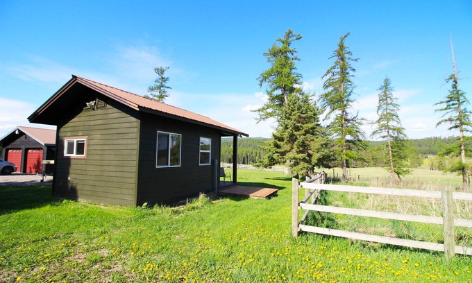 Whitefish Cabin | Cozy & Clean, One Room Cabin Retreat