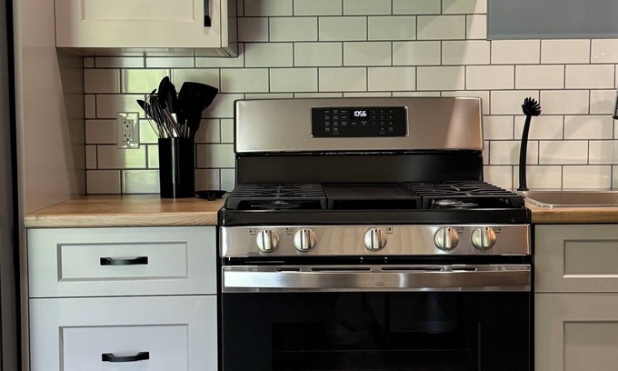 Lindell Beach Apartment | Cozy comfort at Lindell Beach Vacation Suites at Maple Bay