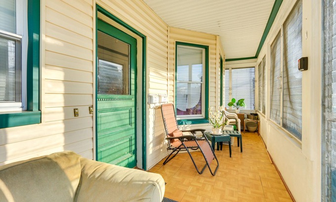West Orange House | Cozy + Convenient West Orange Home - 16 Mi to NYC!