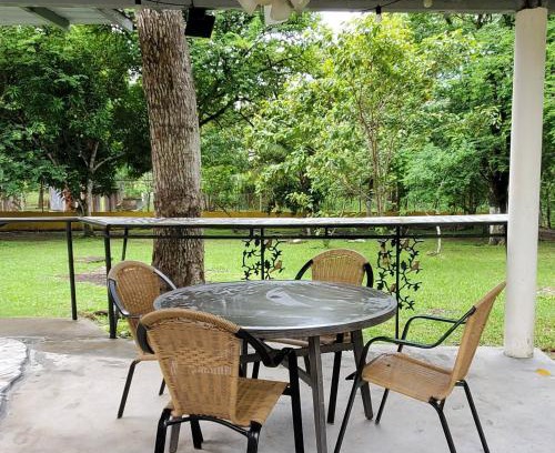 Chame House | cozy corner with pool minutes away from the beach