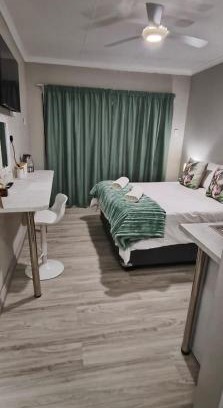 Riebeeckstad Apartment | Cozy Corner