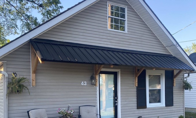 Buckeye Lake Cottage | Cozy cottage close to Lake