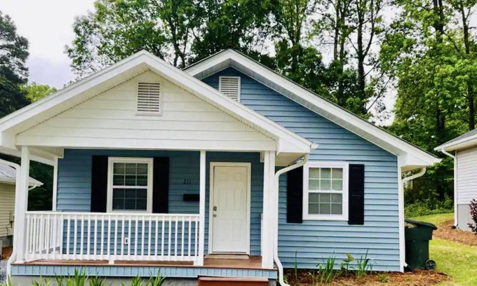 Asheboro House | Cozy Cottage Downtown Asheboro
