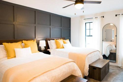 Mount Auburn House | Cozy Cottage Downtown - Walk to OTR & Stadiums