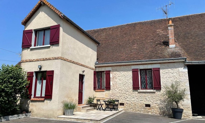 Onzain Cottage | Cozy cottage in Veuzain-sur-Loire near castles