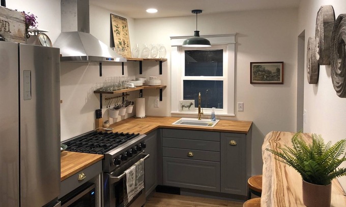 Jim Falls House | Cozy Cottage Getaway