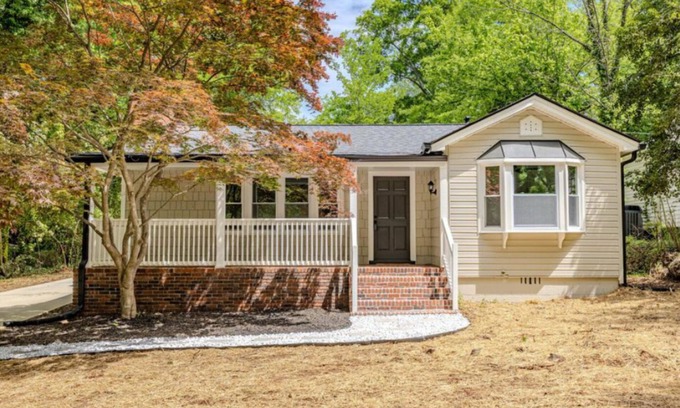 Rome House | Cozy Cottage in Rome, GA