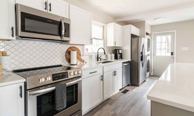 Bowling Green Cottage | Cozy Cottage near charlotte and minutes from lake Wylie