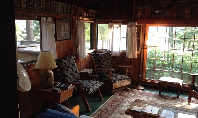 Moultonborough Cottage | Cozy cottage on Golden Pond with amazing views