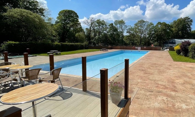 Bont Newydd Cottage | Cozy Cottage Retreat on Glan Gwna Holiday Park