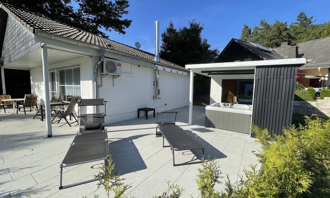 Waldsiedlung Romerstraße House | Cozy cottage with much comfort