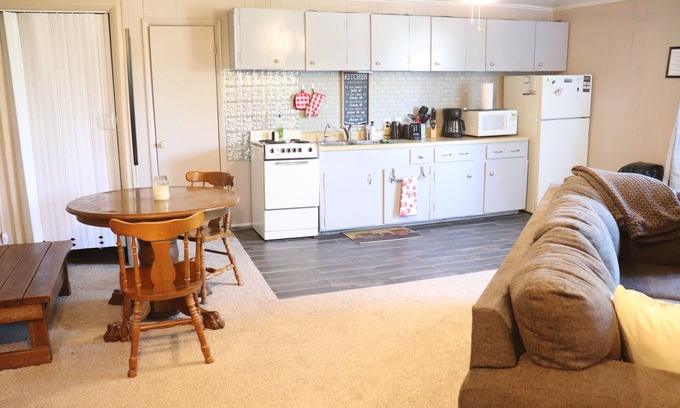 Nashville House | Cozy Country Apartment