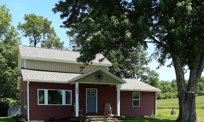 Watkins Glen House | Cozy country home 5 minutes from Watkins Glen International Racetrack