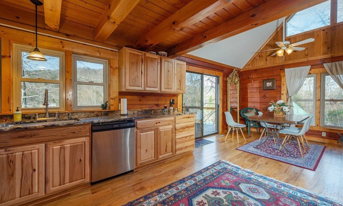 Vein Mountain Cabin | Cozy Cove Cabin | Pet Friendly & Creek Access