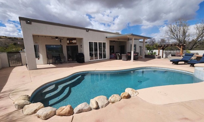 Sahuarita House | Cozy desert oasis 3-bedroom house with AC, WiFi in beautiful Sahuarita