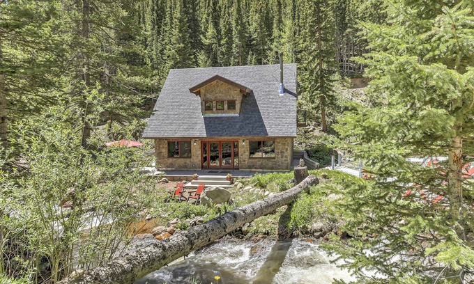 Downieville-Lawson-Dumont House | Cozy Dumont Cottage with Mill Creek Views!