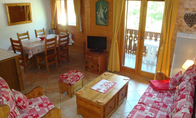 Pralognan-la-Vanoise Apartment | Cozy Duplex Near Shops, Cable Car, & Aquatic Center