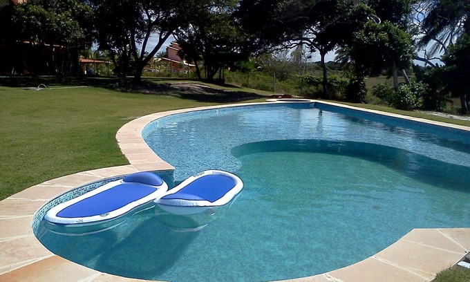 Itacimirim Condo | Cozy duplex house! With 3 suites and lap pool