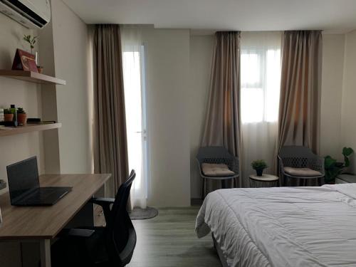Pondok Aren Apartment | Cozy Emerald Bintaro Icon Short Staycation by alonelyroom