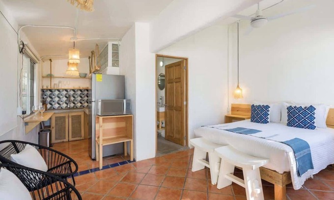 Emiliano Zapata Apartment | Cozy Estudio 1: Close to the best surf break