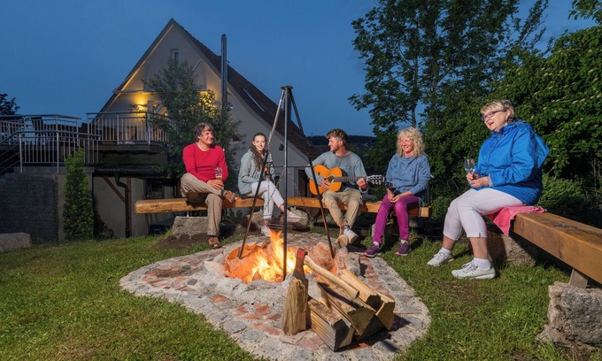 Schonach im Schwarzwald House | Cozy farmhouse with sauna, campfire and garden (pet-friendly)