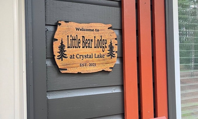 Gilmanton IW Cabin | Cozy Fall Cabin Getaway near hiking w/firepit and kids bunkhouse