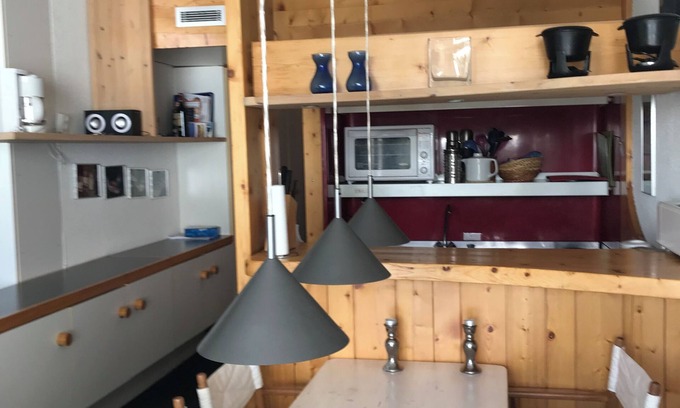 Arc-2000 Ski Chalet | Cozy family apartment right on the slopes
