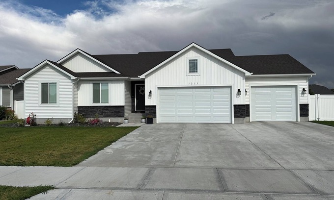 Idaho Falls House | Cozy Family Home In Idaho Falls