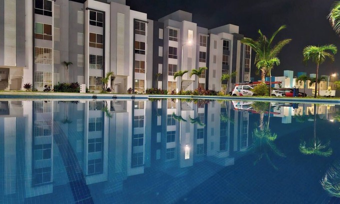 Barra Vieja Apartment | Cozy first floor apartment in the diamond zone