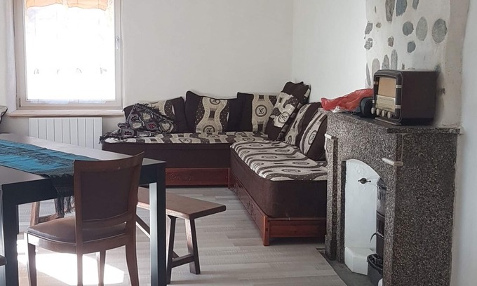 Saint-Michel-de-Maurienne Apartment | Cozy apartment in the mountains, unlimited skiing and cycling