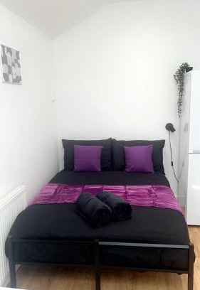 Maidstone Apartment | Cozy Fully Equipped Loft Studio City Centre
